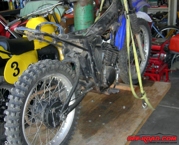 Heres a solid low-cost dirt bike work bench you can make easily.