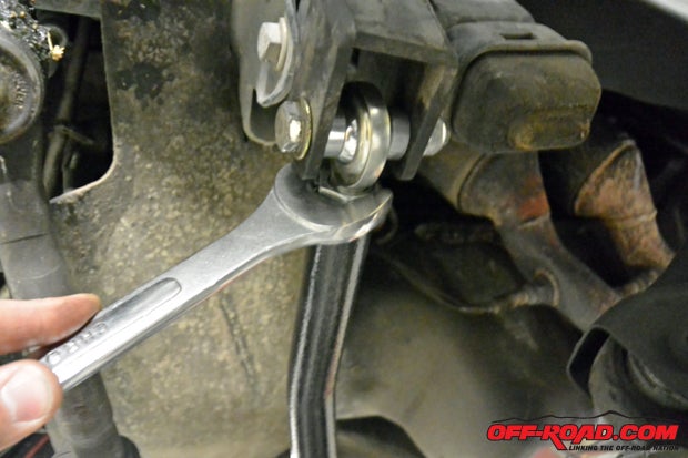 Here we lock down the adjustable Heim joint end after centering the front axle.