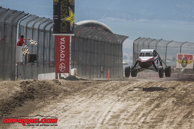 Mike Valentine took home his first Pro Buggy victory with his Round 8 win.